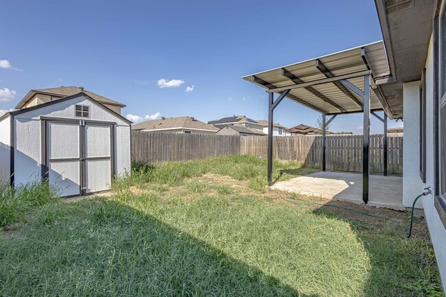 Building Photo - 3622 Octavia Dr
