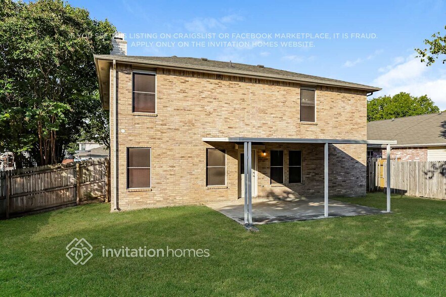 Building Photo - 2912 Barberini Dr