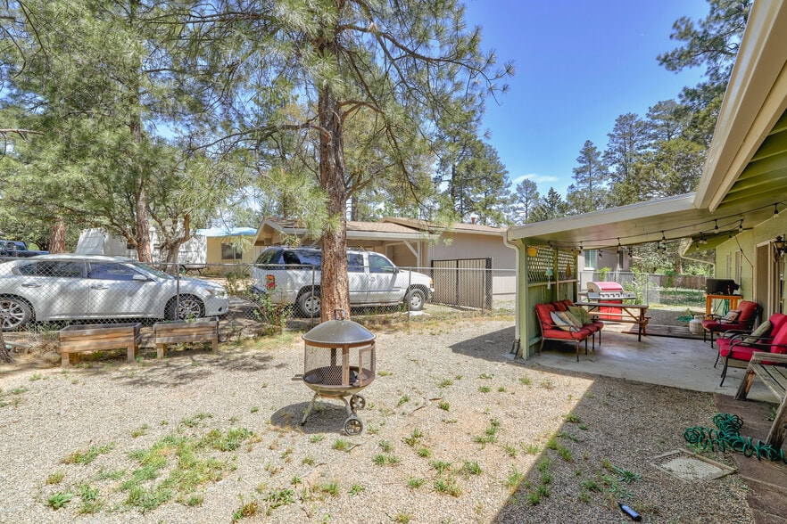 Building Photo - 1786 Autumn Dr