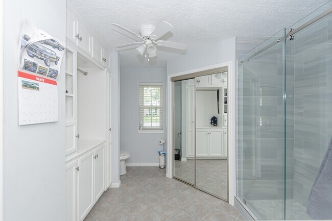 Building Photo - 2905 Hamm Rd