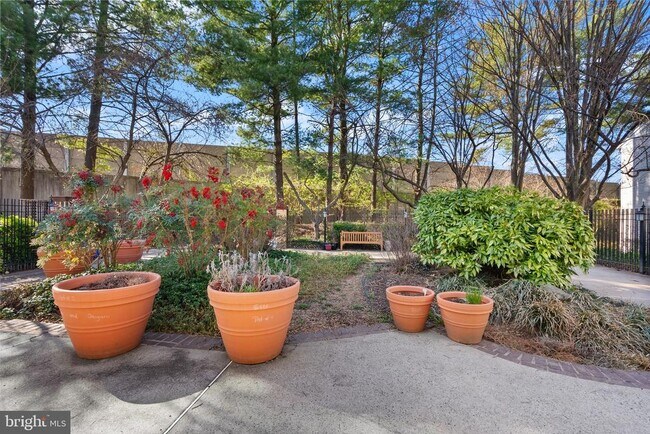 Building Photo - 10302 Appalachian Cir