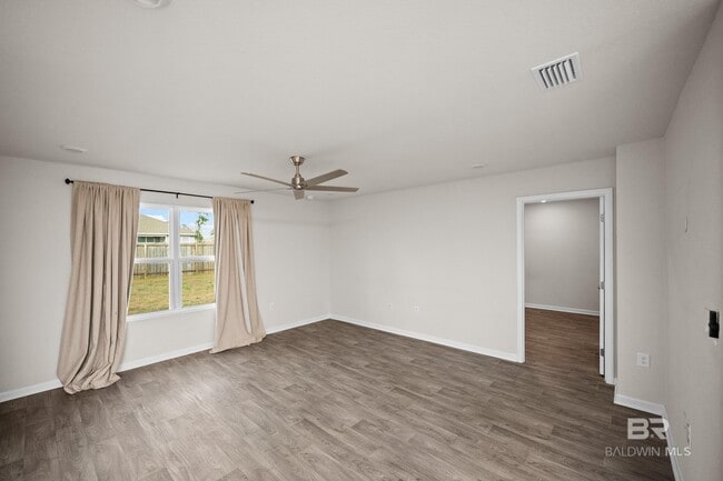 Building Photo - 3172 Vista Delmar Dr