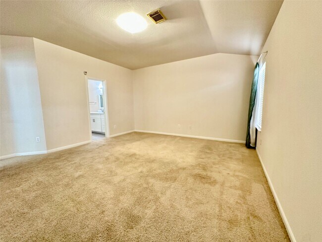 Building Photo - 21839 Manitou Falls Ln