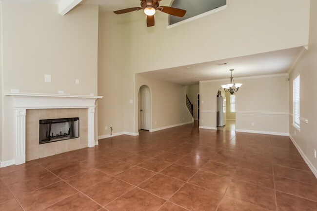 Building Photo - 2507 Soledad Ridge Dr