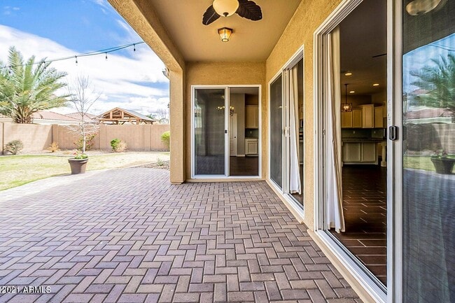 Building Photo - 22442 E Pecan Ln