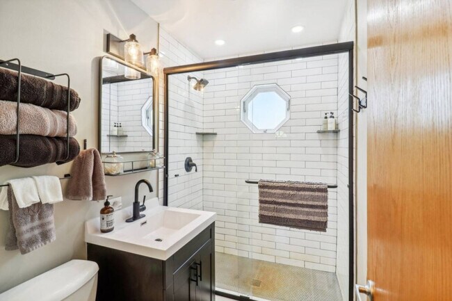 Building Photo - 26229 93rd St