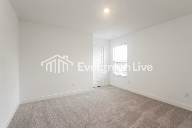 Building Photo - 3566 Cosmic Ct