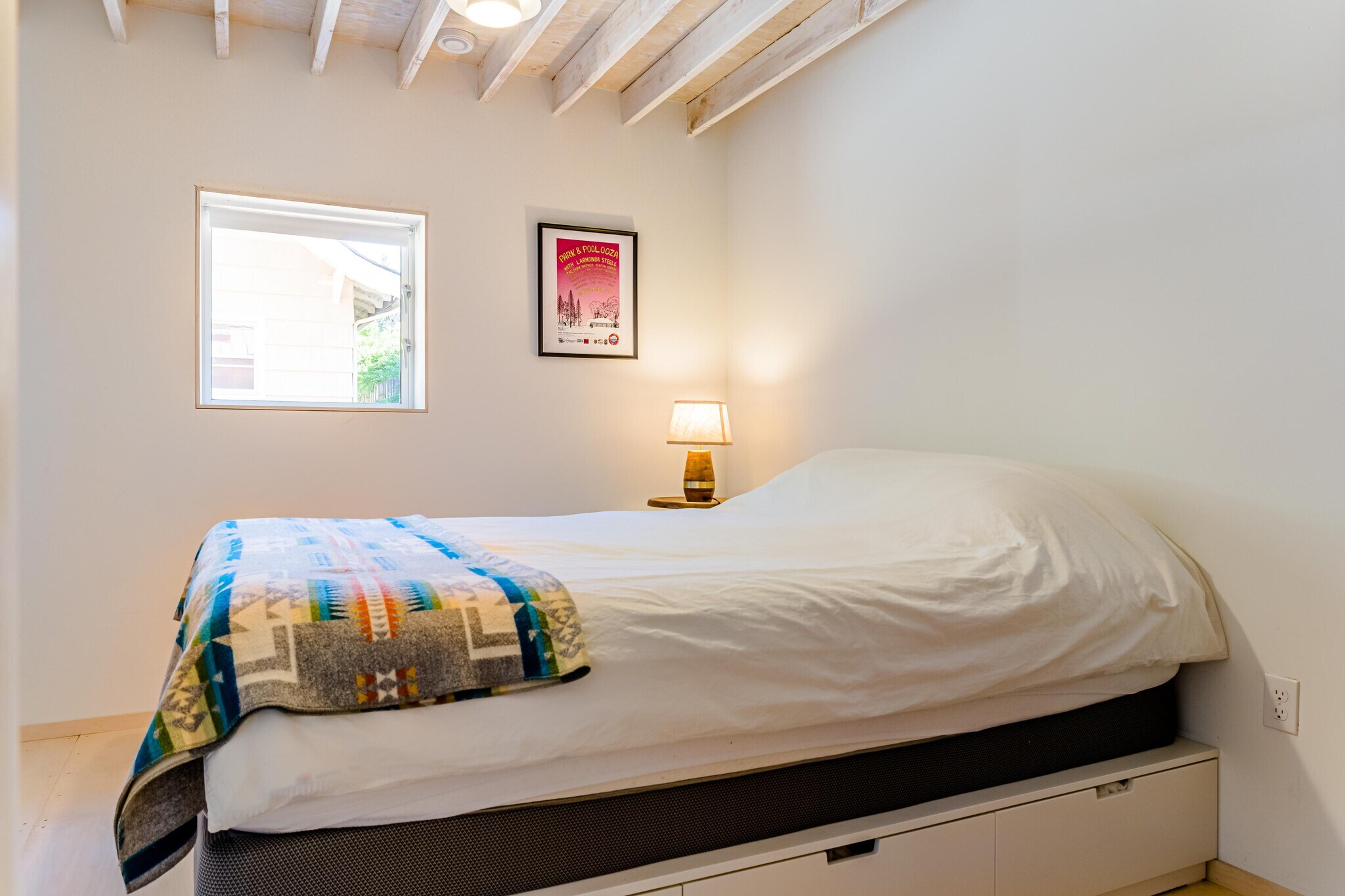 Building Photo - 8020 N Hurst Ave