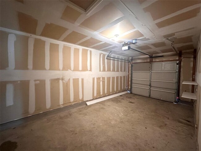 Building Photo - 5604 Man O War Dr