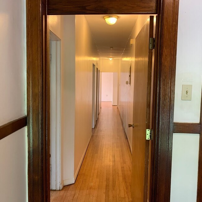Building Photo - 5544 Fair Oaks Street
