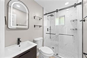 Building Photo - 478 SE 3rd St