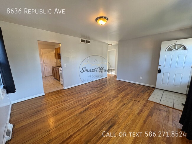 Building Photo - 8636 Republic Ave