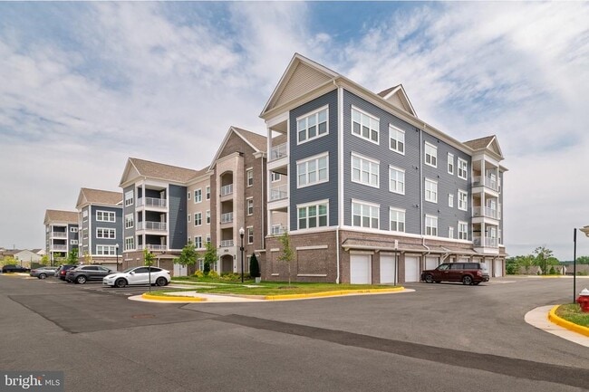 Building Photo - 21630 Hawksbill High Cir