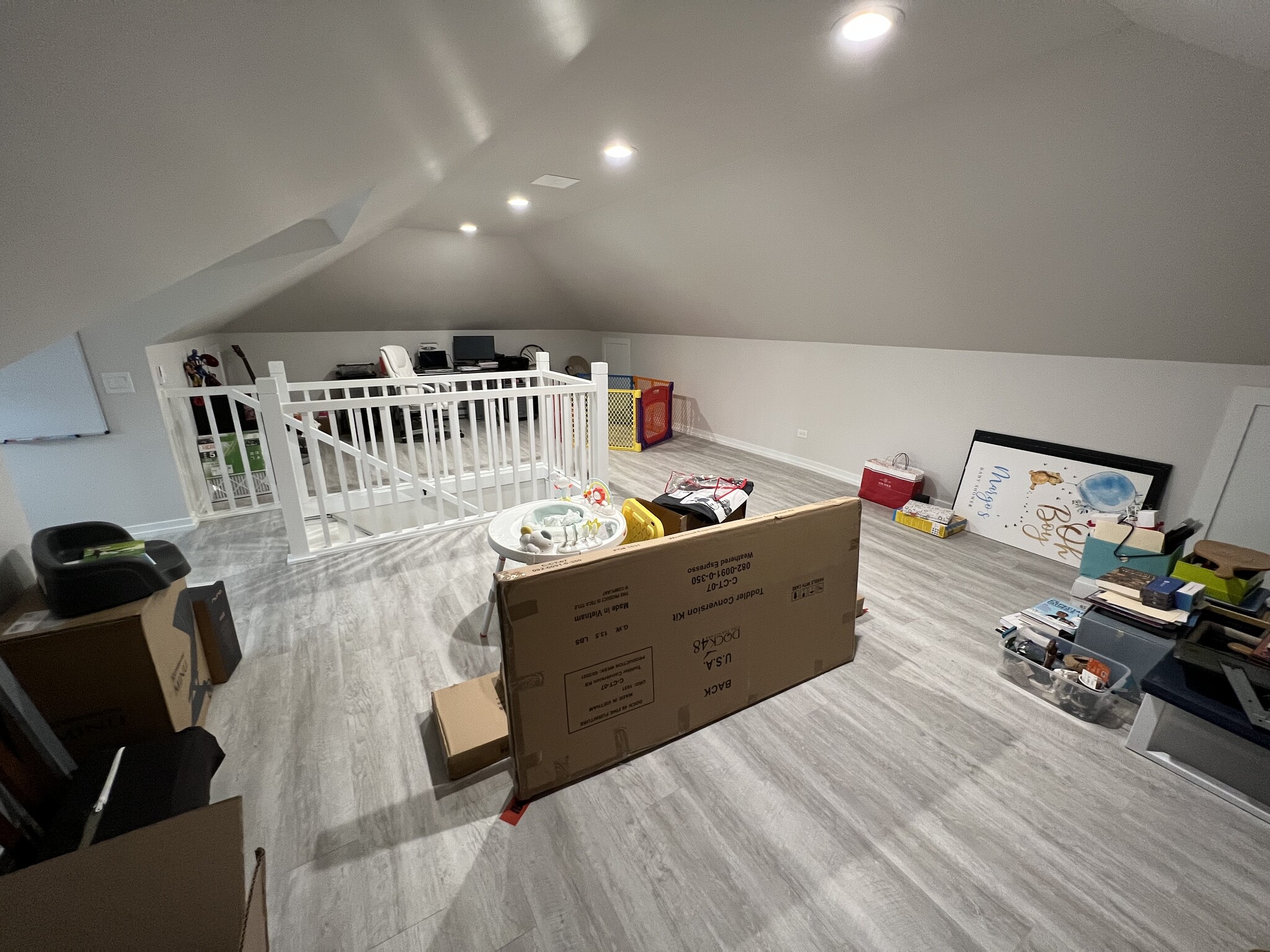 Bonus (Bed) Room / Office - Top Floor - 111 North Clara Pl