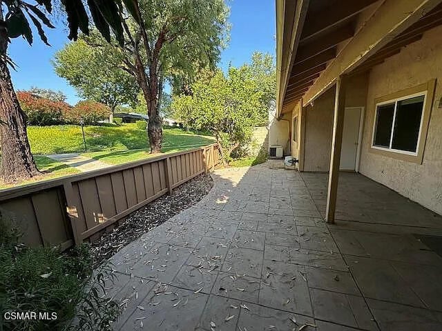 Building Photo - 2585 Northshore Ln