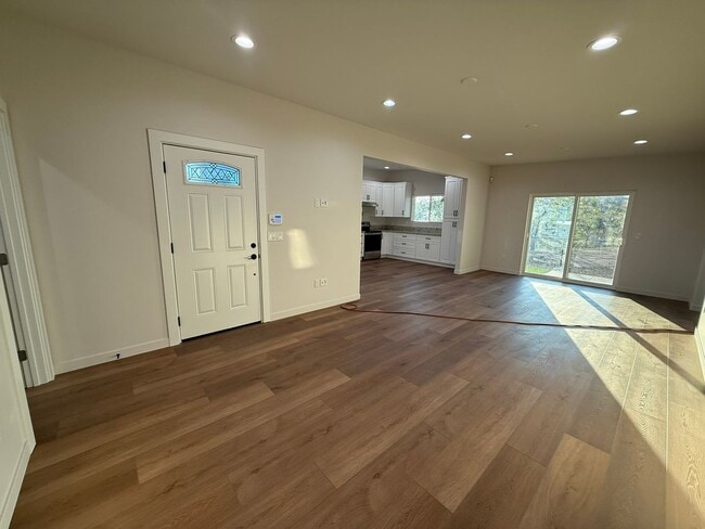 Building Photo - BRAND NEW BUILD 4BR/2.5BA Home in LAKESIDE available FOR RENT w/ RV parking and attached garage!