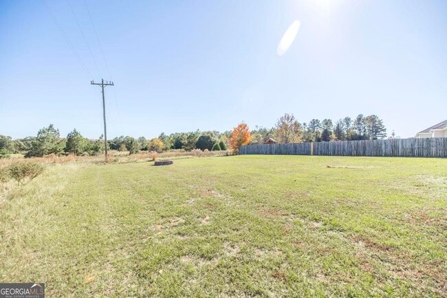 Building Photo - 101 Shasta Dr