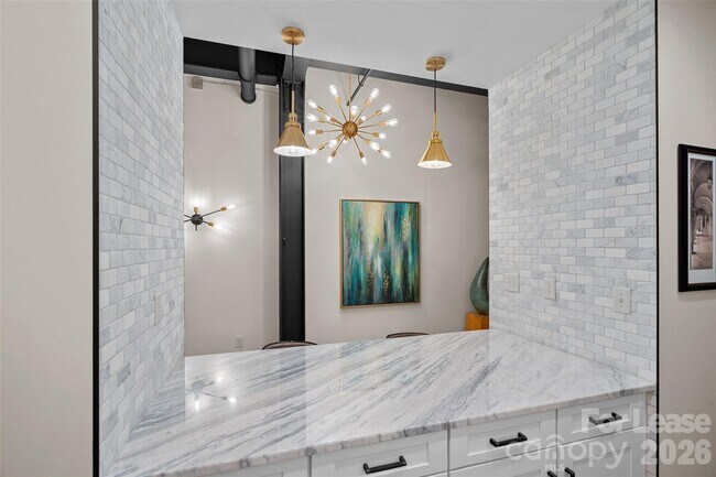 Building Photo - 310 Arlington Ave