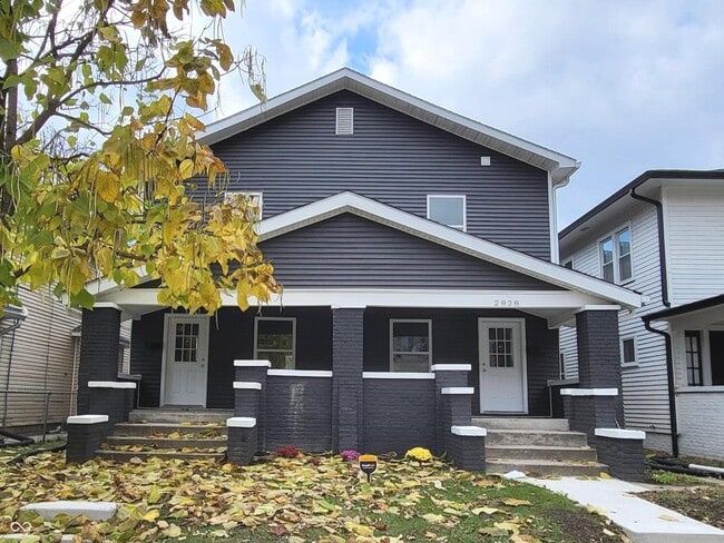 Primary Photo - 2828 N Park Ave
