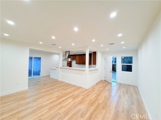 Building Photo - 11104 Oxnard St