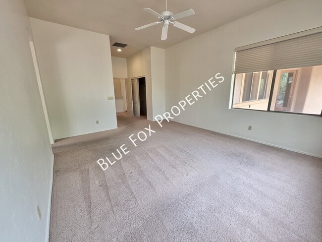 Building Photo - 5070 N Coronado Vistas Pl