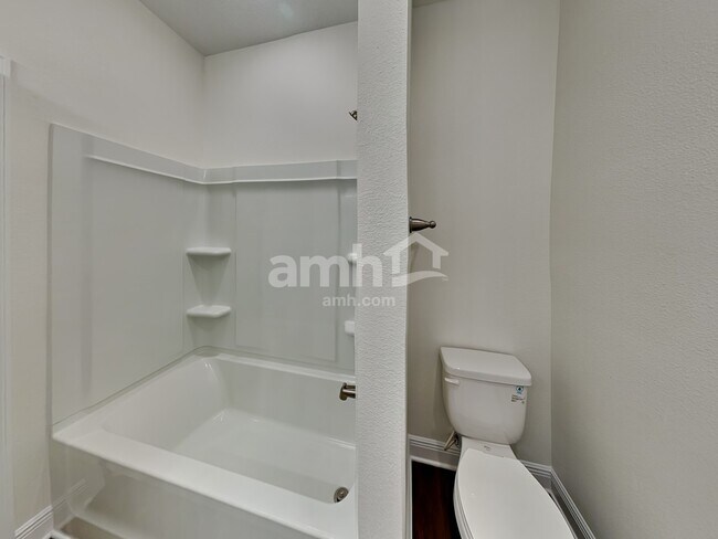 Building Photo - 2789 Ponds Trl