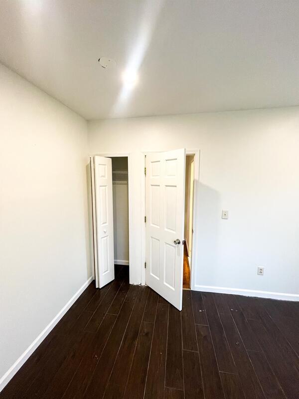 Building Photo - 3500 Elm St