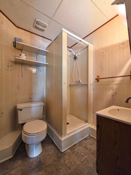 Building Photo - 909 Hannah Dr