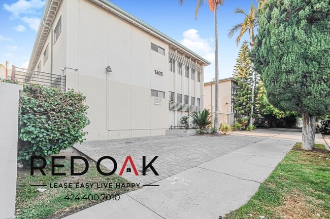Building Photo - 1403 Tamarind Ave
