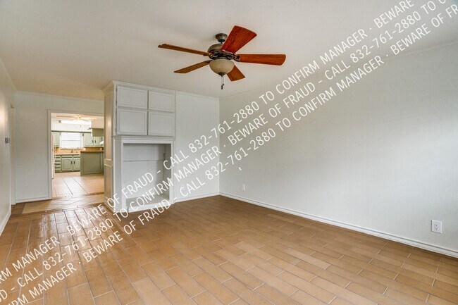 Building Photo - 518 Malden Dr