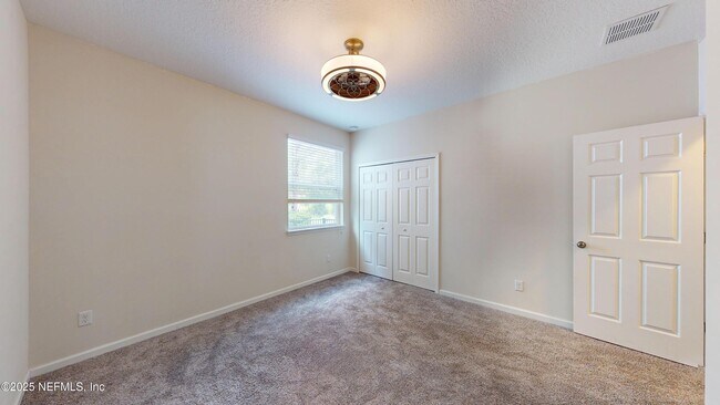 Building Photo - 65 Lone Eagle Way