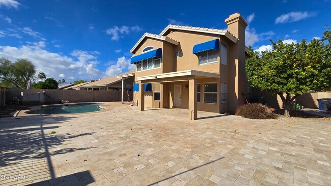 Building Photo - 2011 W Harrison St