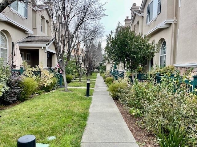 Building Photo - 211 Swan Ct