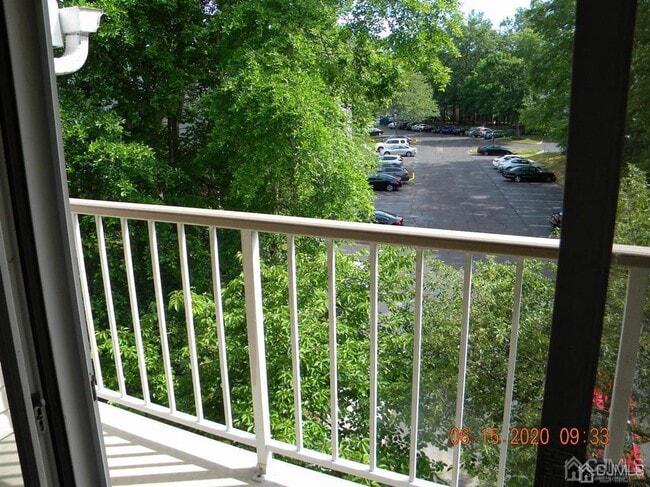 Building Photo - 68 Aspen Ct