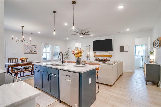 Building Photo - 2217 Forest Hill Ln