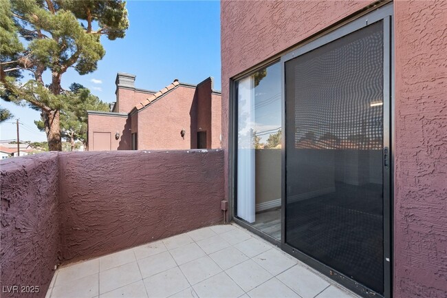 Building Photo - 4050 Pacific Harbors Dr