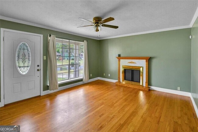 Building Photo - 8941 Ashwood Dr