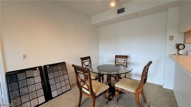 Building Photo - 6490 Aragon Way