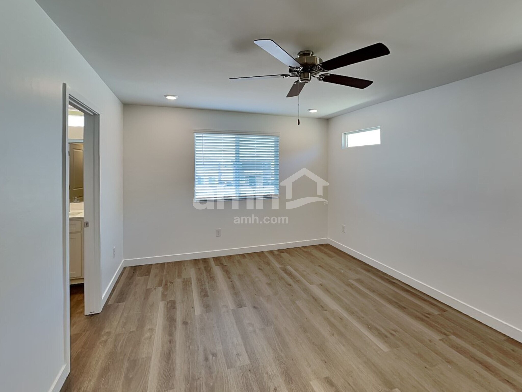 Building Photo - 9653 N Rancho Lozano