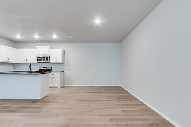 Building Photo - 13504 Calli Ct