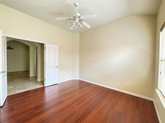 Building Photo - 4109 Hidden View Ct