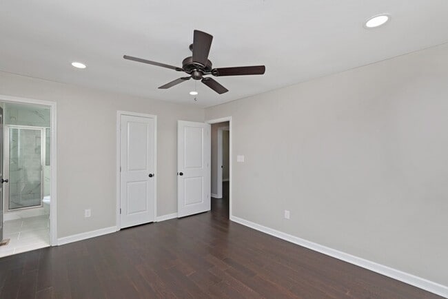 Building Photo - 5113 Crowley Dr