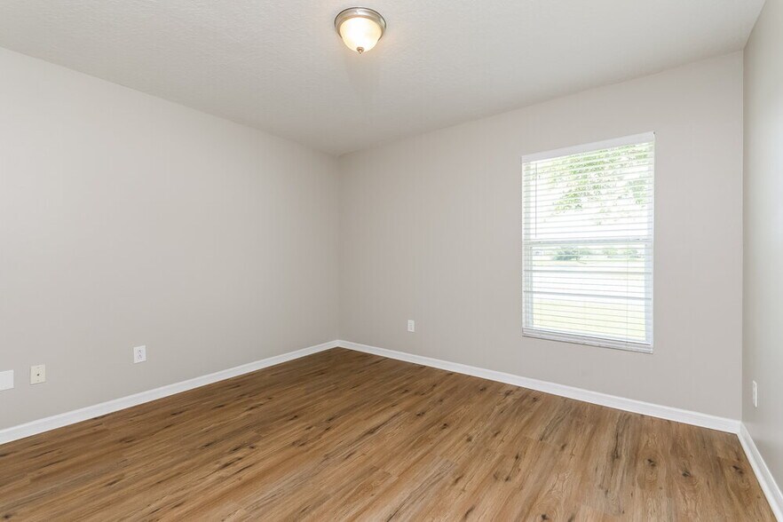 Building Photo - 3063 Eagle Crossing Dr