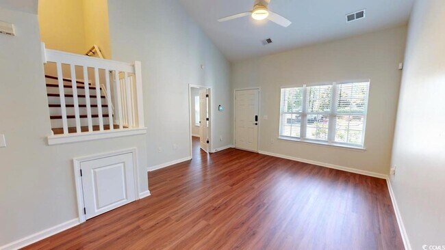 Building Photo - 1000 Pembroke Ct