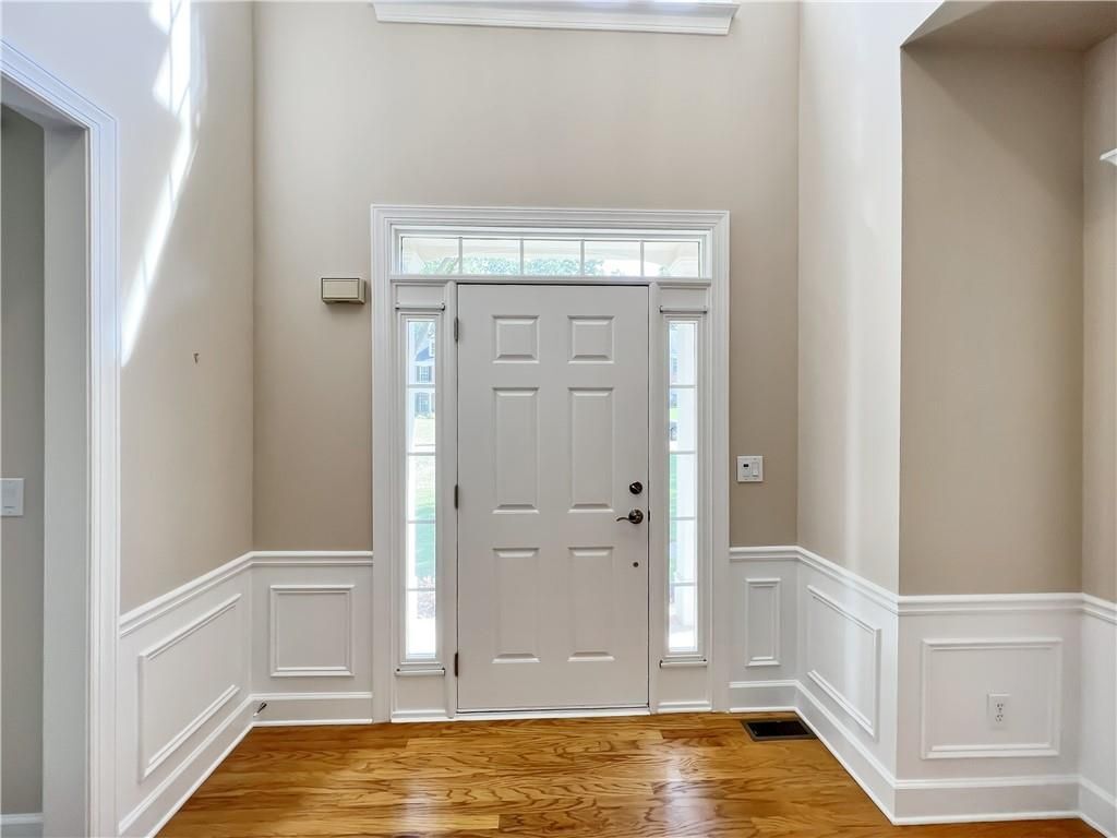 Building Photo - 1670 Laleiah Dr