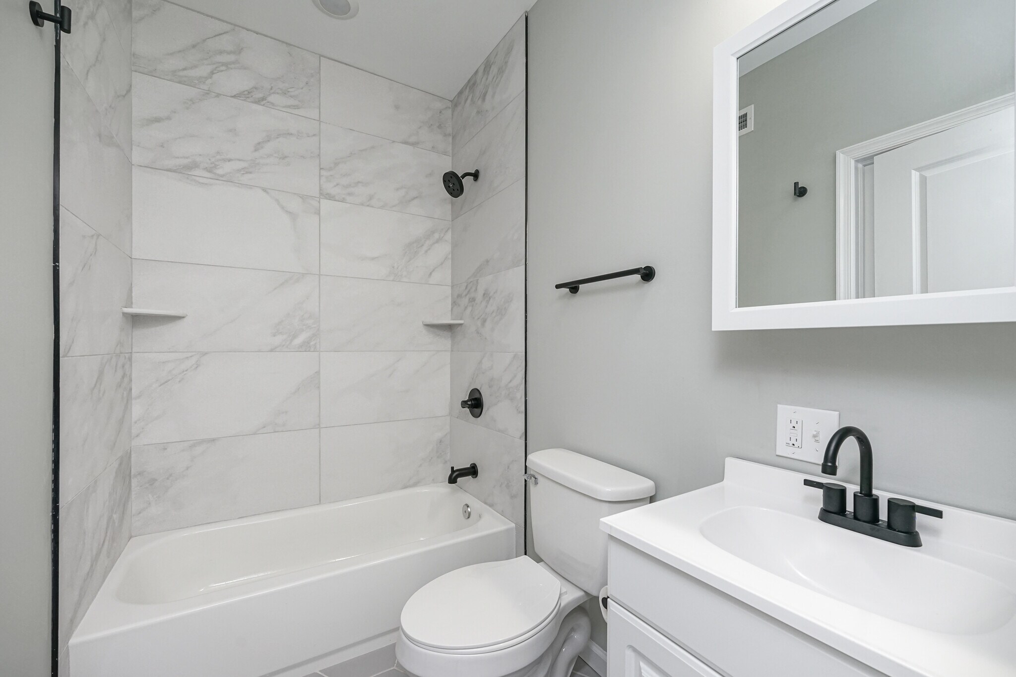 Building Photo - 1315 S 30th St