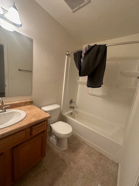 Building Photo - 2458 1/2 Ajay Ave