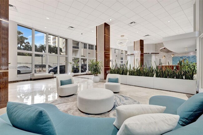 Building Photo - 4100 Galt Ocean Dr