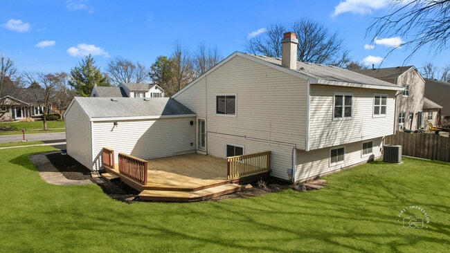 Building Photo - 2735 Springdale Cir