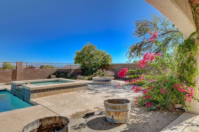 Building Photo - All Single Story Community! 4 Bedroom with Pool & RV Parking! Incredible Strip Views!